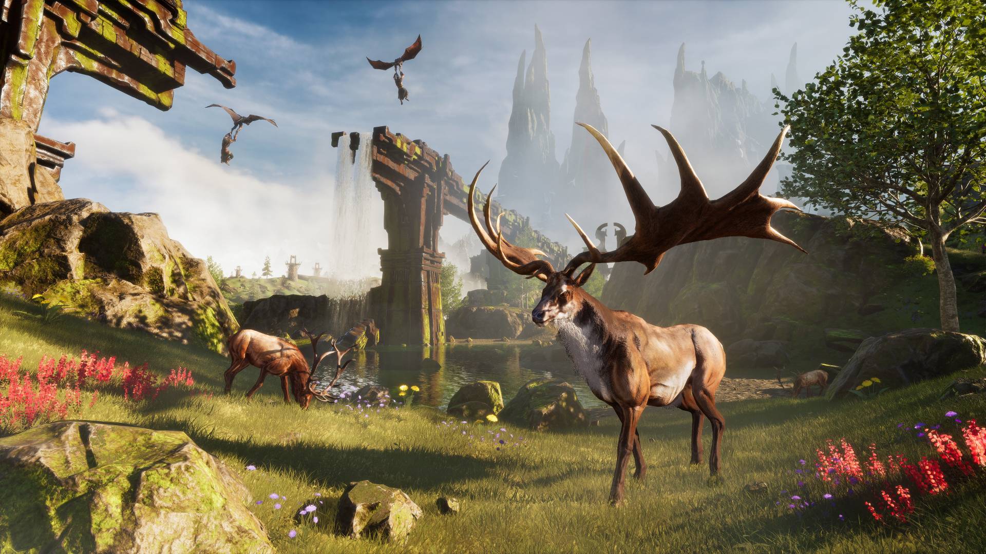 Пейзаж Conan Exiles Enhanced: древние руины, водоём и животные